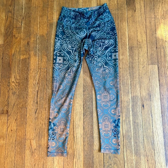 Niyama Sol Dancing Beauty Leggings - Picture 1 of 5